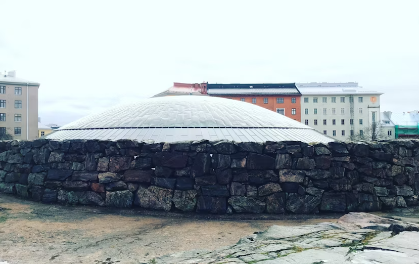 Helsinki highlights and Nuuksio reindeer park - Image 4